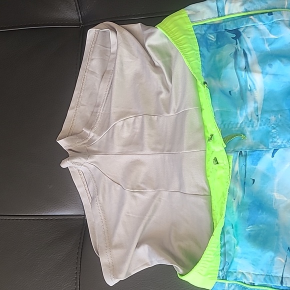 Gerry boys swim trunks size XL - Picture 4 of 4